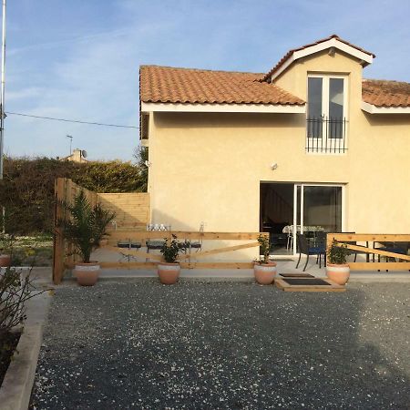 Le Village Neulles 外观 照片